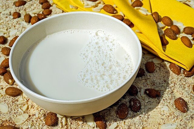 is almond milk good for diabetics