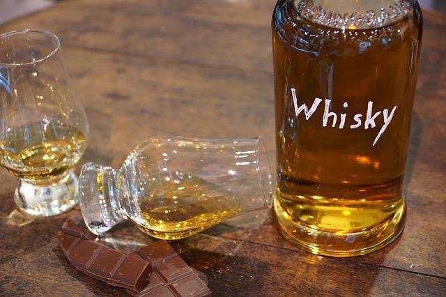 can diabetics drink whiskey