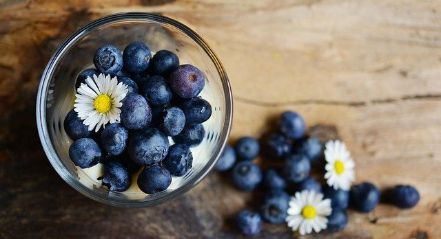 can diabetics eat blueberries