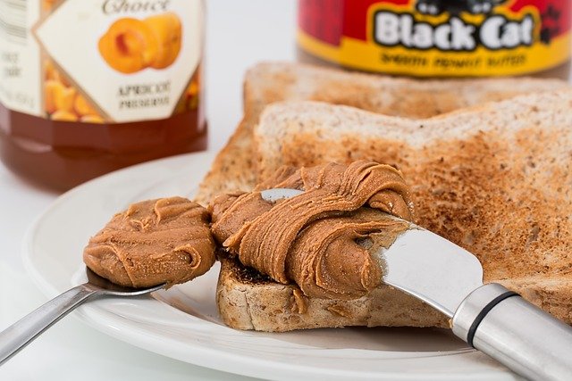 can diabetics eat peanut butter